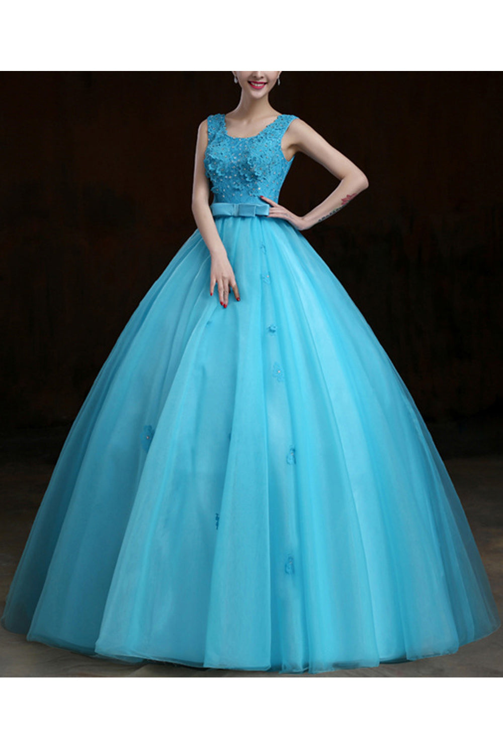 Women Round Neck Sleeveless Style Solid Pattern Ball Gown Wedding Dress