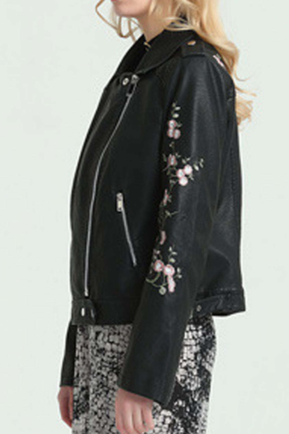 Women Cute Flower Embroidered Long Sleeve Collar Neck PU Leather Jacket