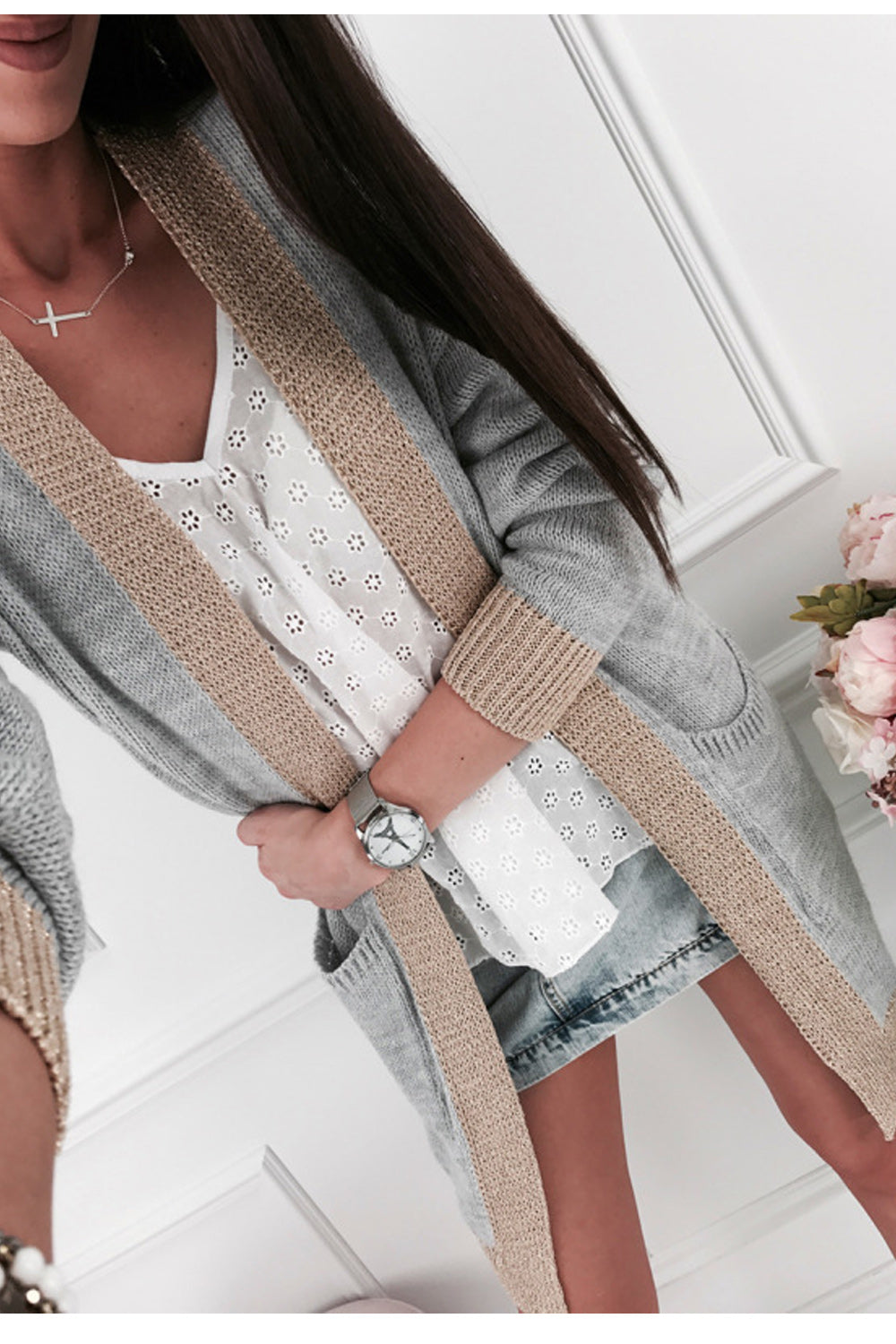Women Classy Solid Pattern Comfortable Long Sleeve Cardigan
