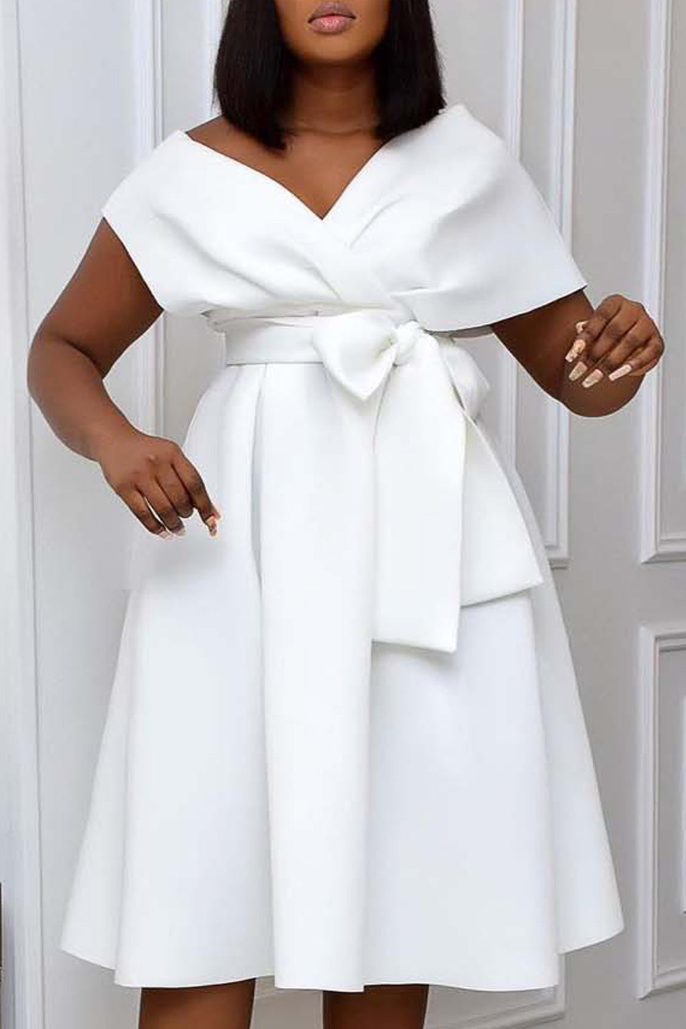 Women Elegent Solid Color Short Sleeve Knee Length V-Neck Weekend Dress