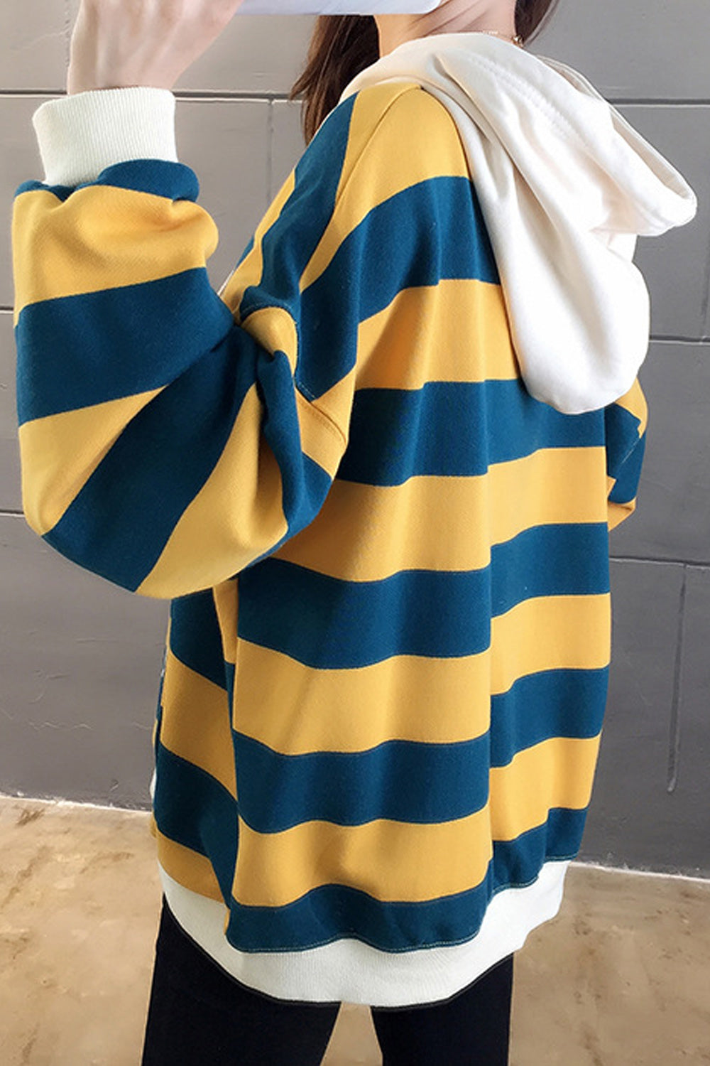 Women Thick Striped Pattern Loose Ventilated Long Sleeve Fashionable Pullover Hoodie