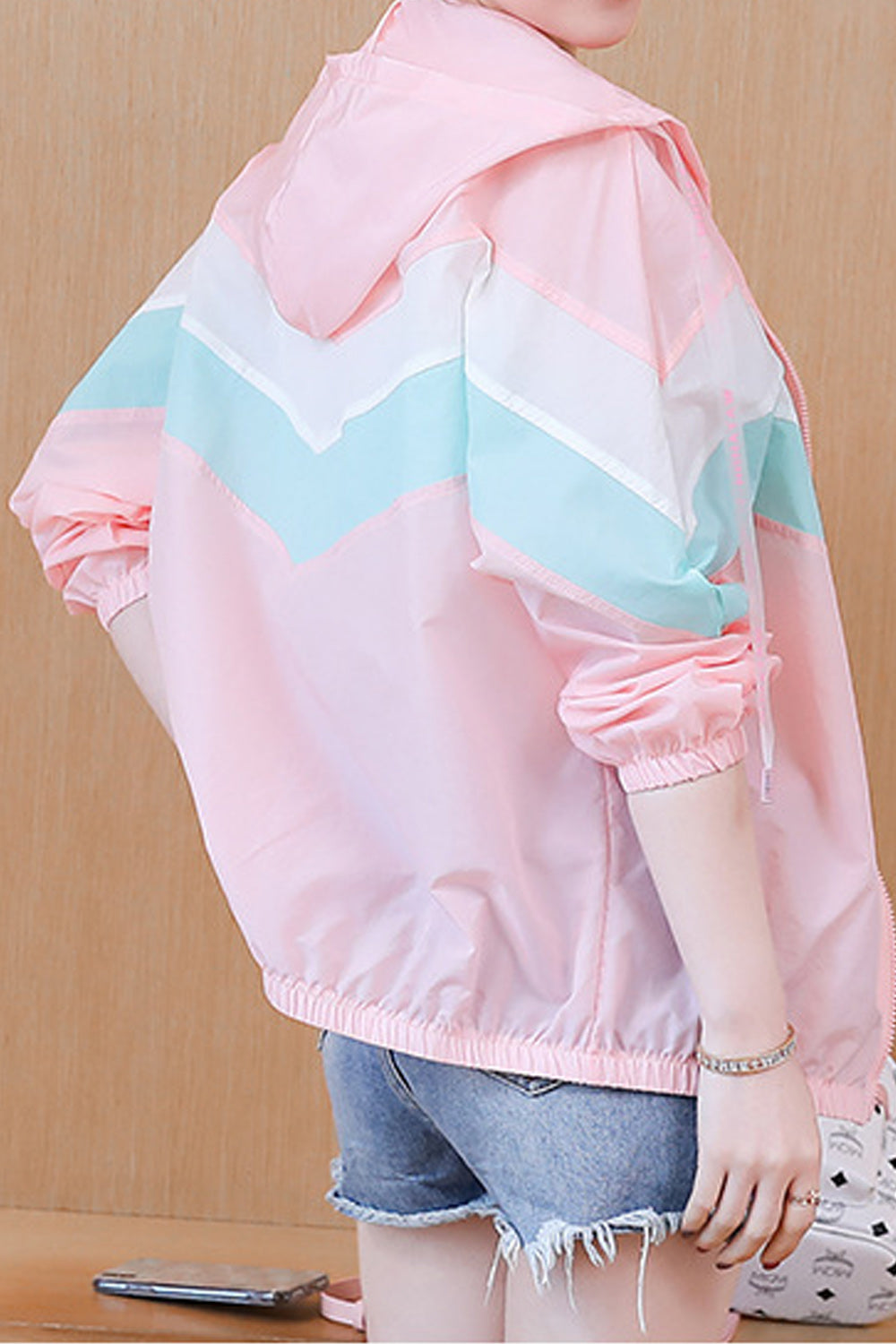 Women Striped Pattern Breathable Lightweight Soft Hooded Neck Wonderful Casual Jacket