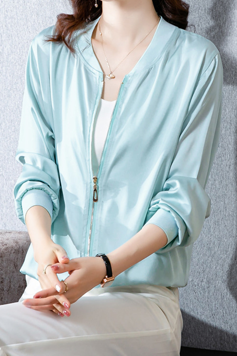 Women Easy Round Neck Solid Colored Elastic Cuff Warm Long Sleeve Zip Up Closure Trendy Casual Jacket