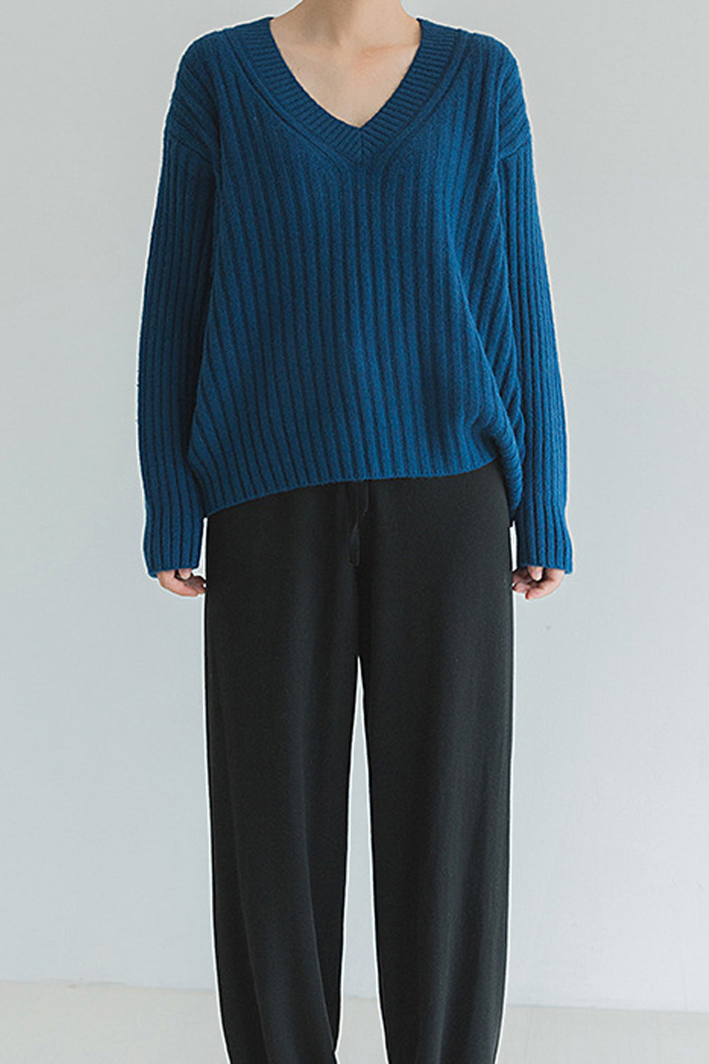 Women Splendid Knitted Long Sleeve V Neck Solid Colored Casual Sweater