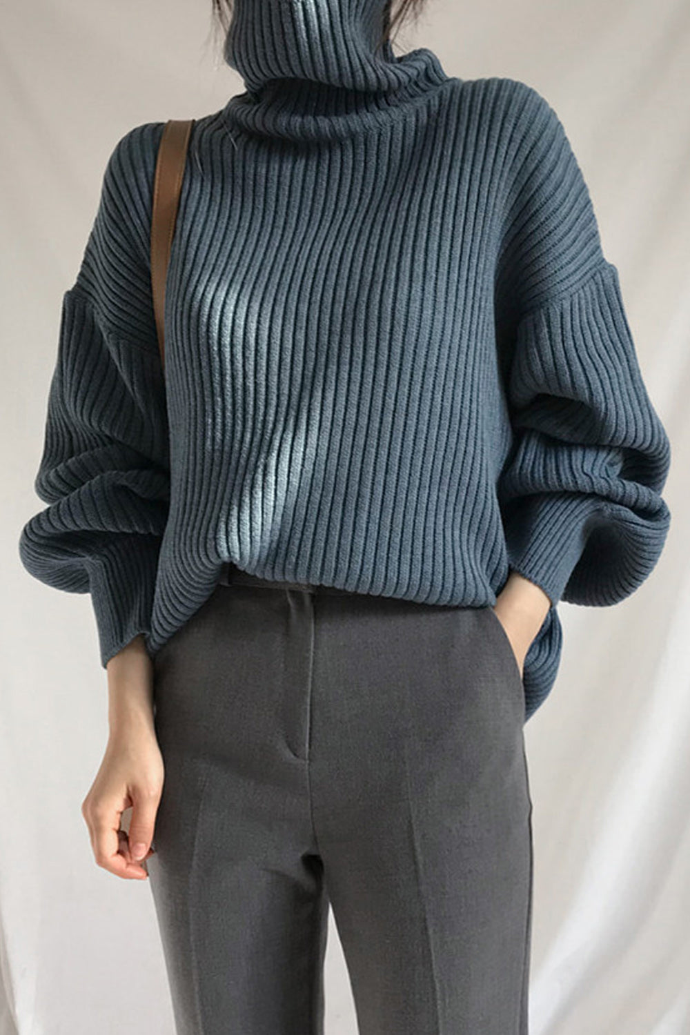 Women Elegent Pullover High Neck Long Sleeve Solid Pattern Winter Sweater