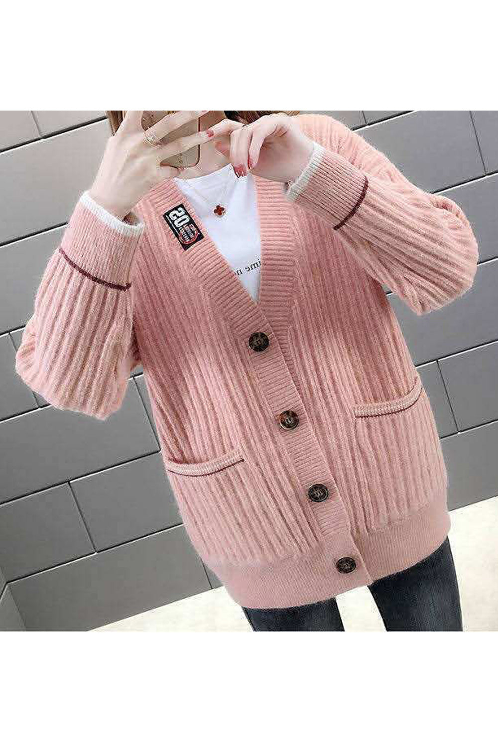 Women Knitted Ribbed Cuff V-Neck Button Closure Solid Pattern Weekend Cardigan