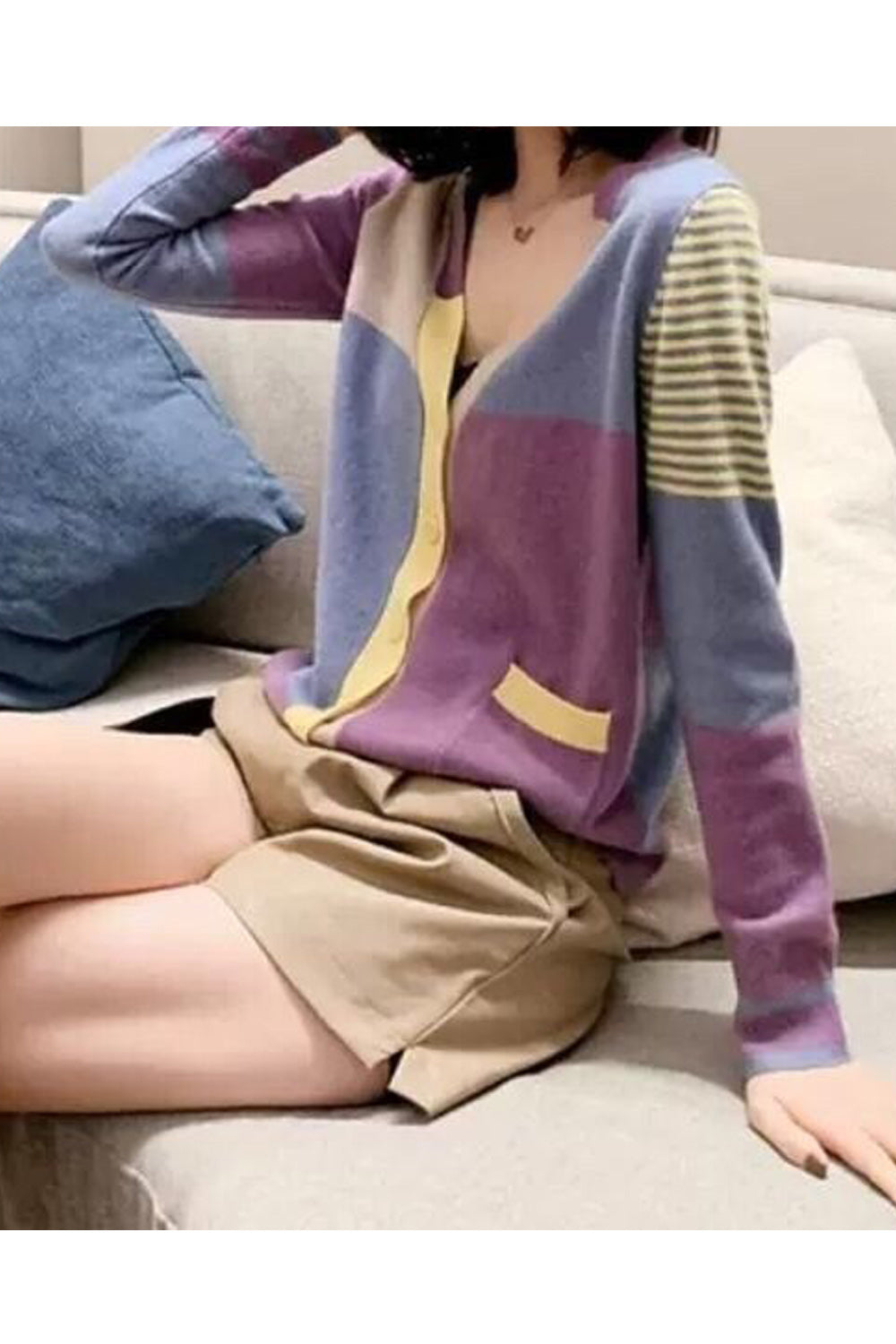 Women Magnificent Plaid Pattern Long Sleeve Button Closure V-Neck Lovely Thick Cardigan