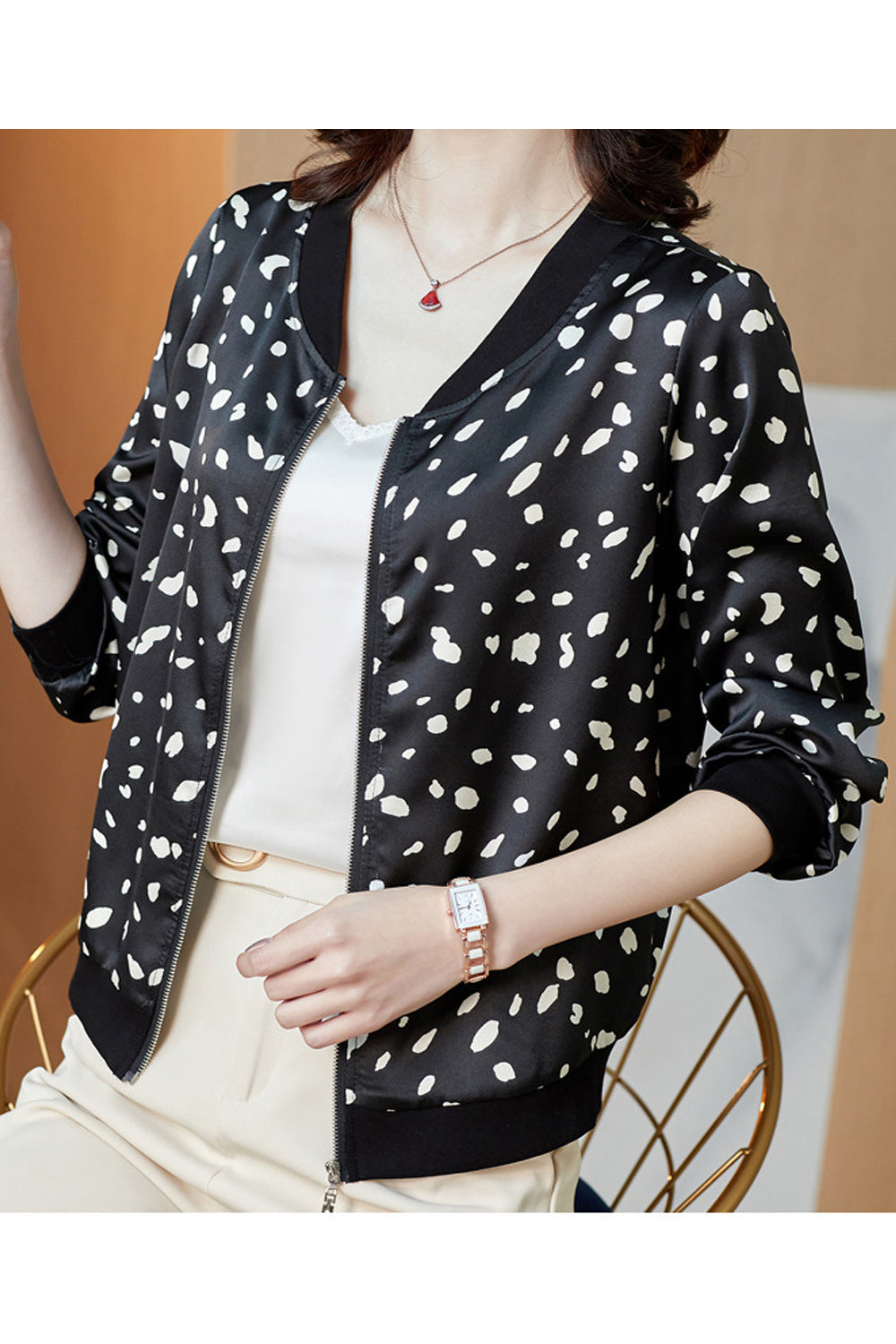 Women Outstanding Long Sleeve V-Neck Leopard Pattern Zipper Closure Amazing Casual Jacket