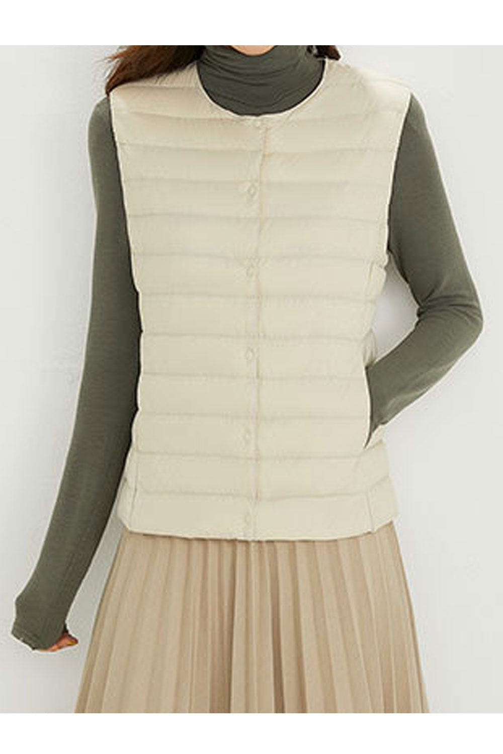 Women Lightweight Solid Colored Easy Round Neck Sleeveless Button Closure Warm Winter Padded Vest