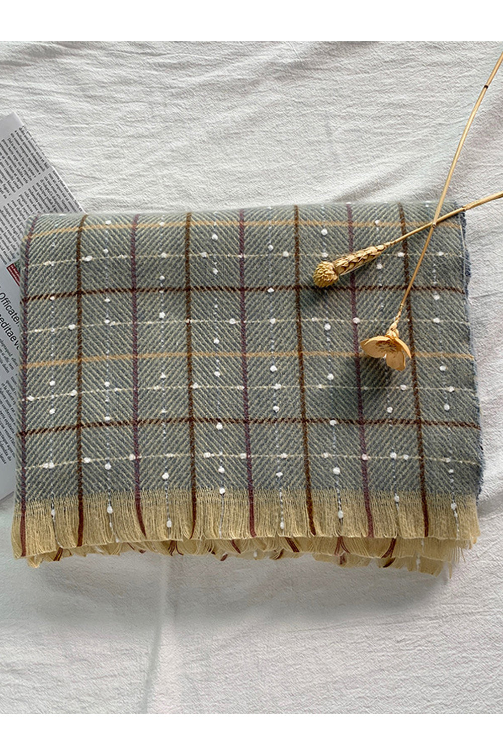 Women Elegant Plaid Pattern Warm Cashmere Material Autumn Casual Scarf