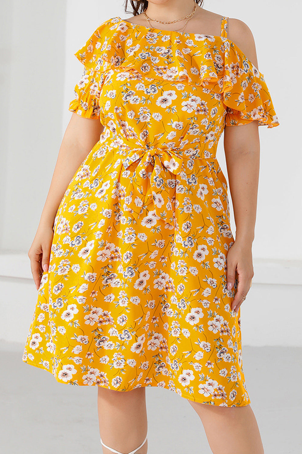 Women Plus Restful One Shoulder Straped Neck Short Sleeve Knee Length Pretty Floral Pattern Summer Dress