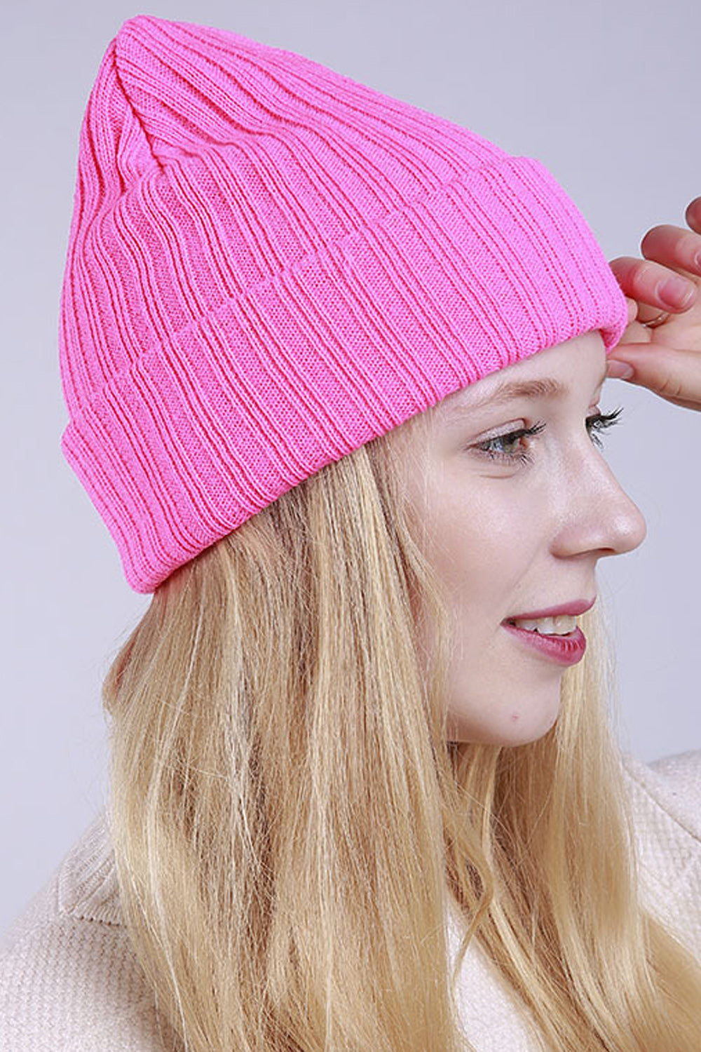 Women Winter Solid Colored Classic Knitted Hat