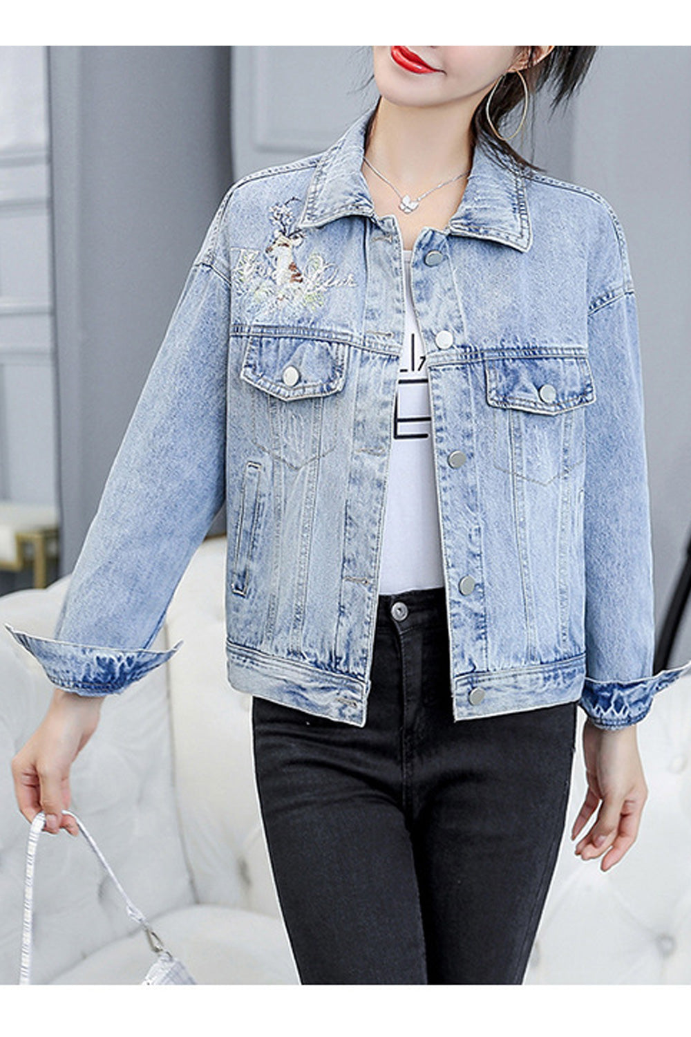 Women Embroidery Pattern Modish Long Sleeve Convenient Collar Neck Denim Jacket