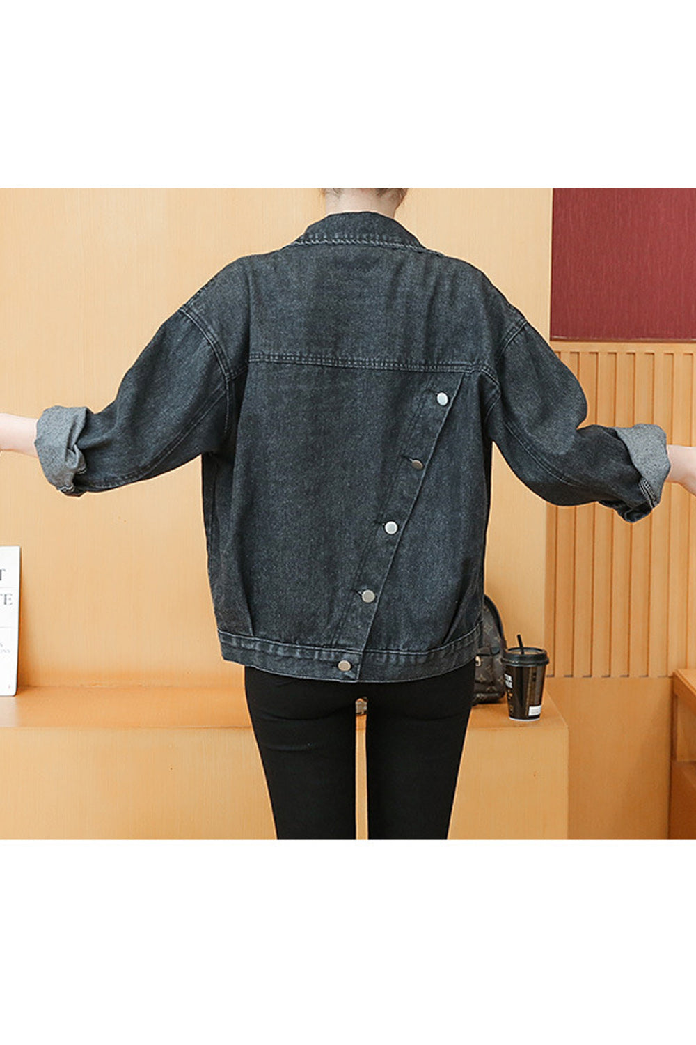 Women Wonderful Stand Collar Modern Long Sleeve Pocket Styling Denim Jeans
