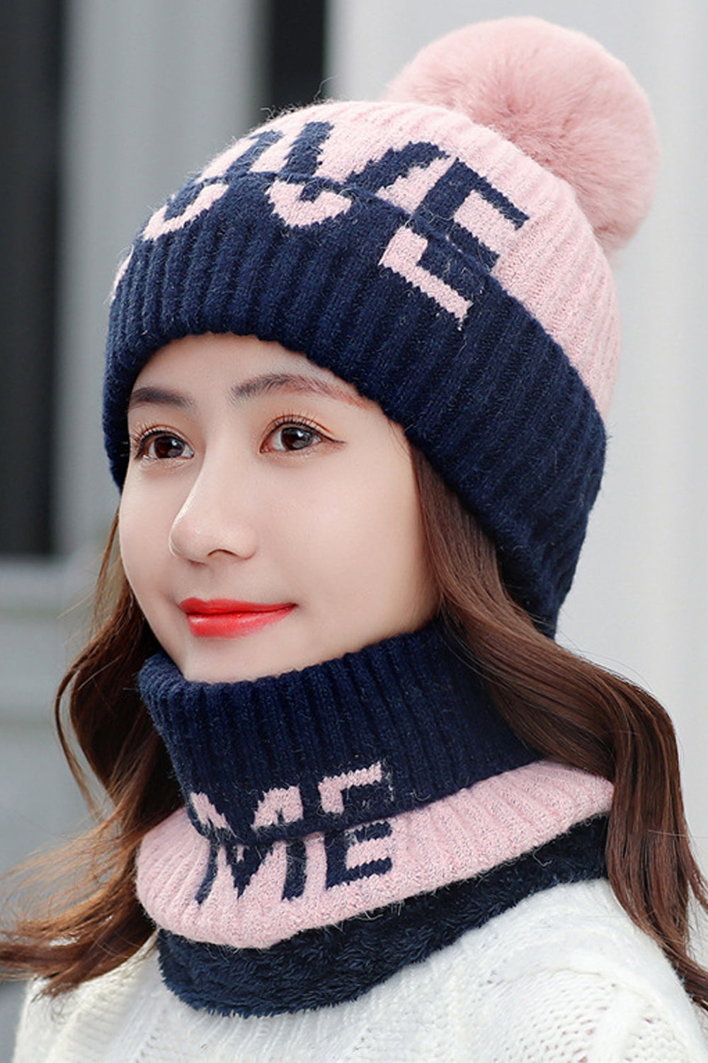 Women Fabulous Letter Pattern Cozy Knitted Hat