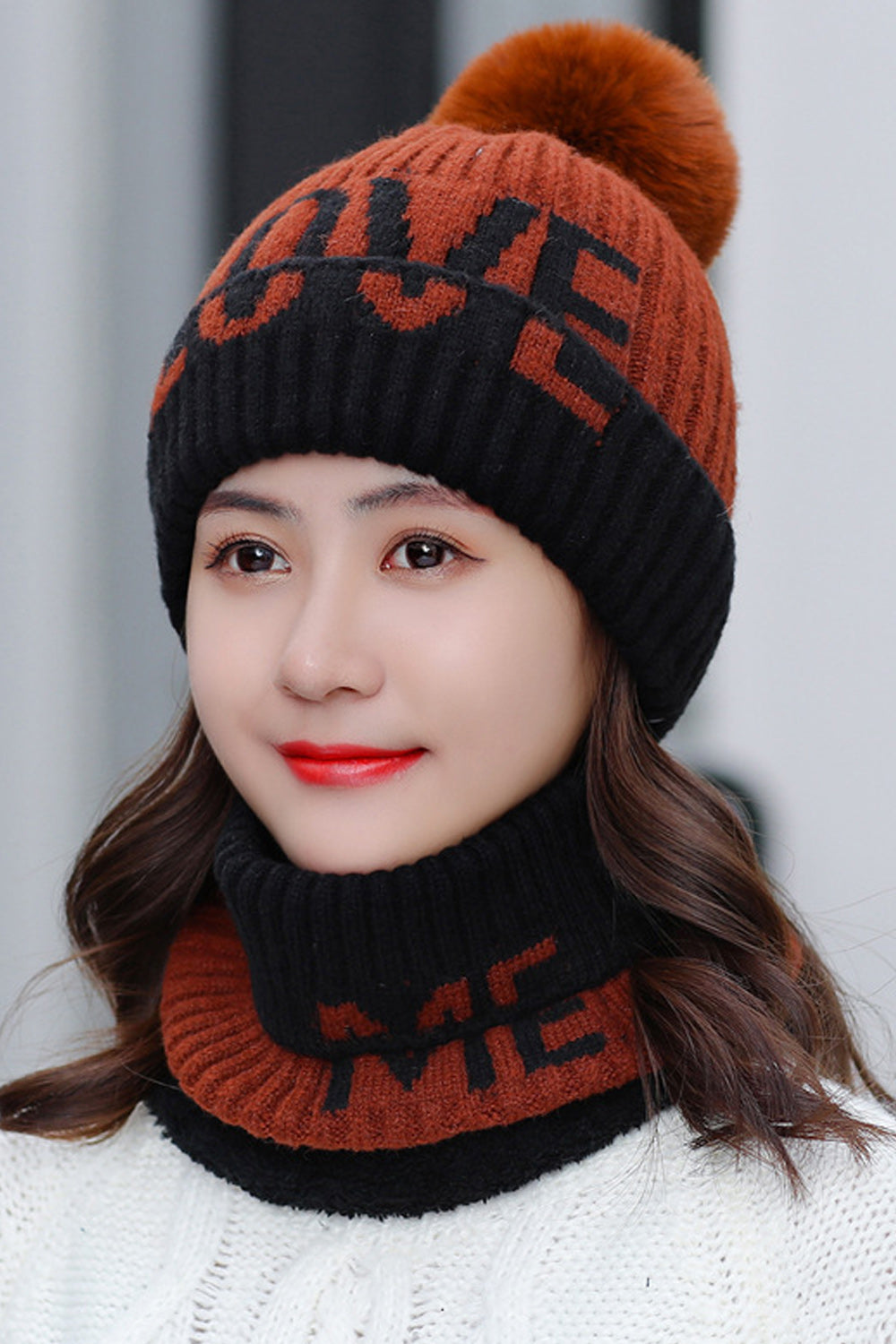 Women Fabulous Letter Pattern Cozy Knitted Hat