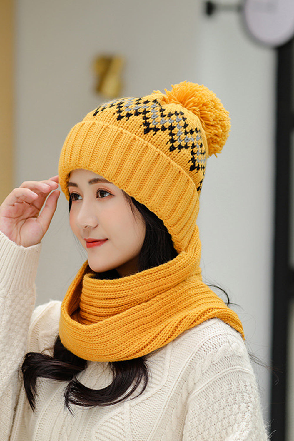 Women Hair Ball Attached Classy Printed Style Cozy Knitted Hat