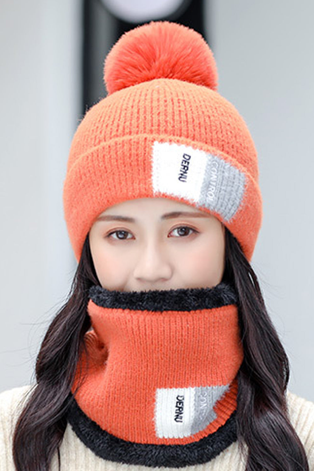 Women Big Hair Ball Attached Beautiful Cozy Knitted Hat