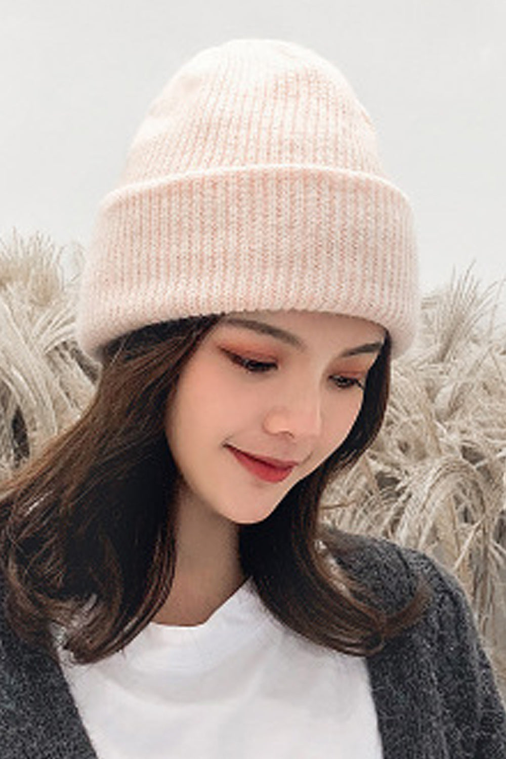 Women Fashion Round Shaped Warm Thick Knitted Hat