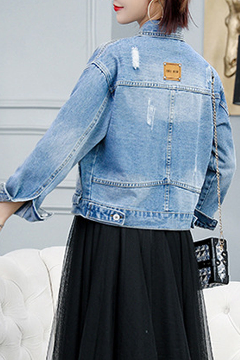 Women Lightweight Button Closure Breathable Long Sleeve Tremendous Loose Denim Jacket
