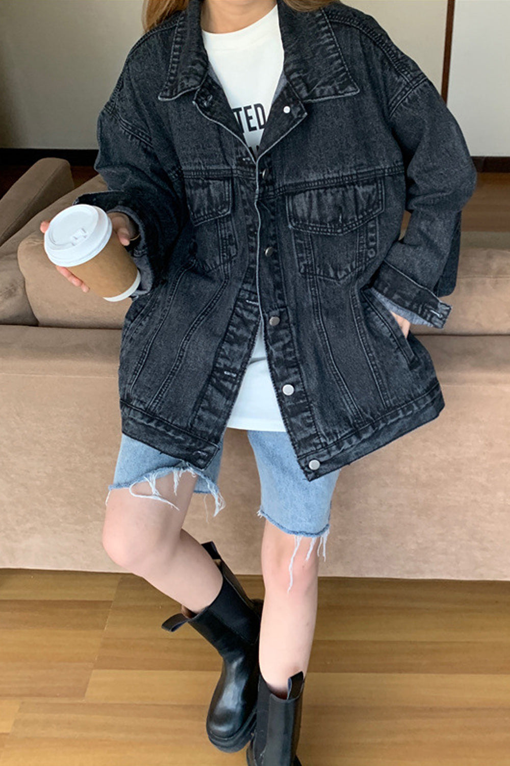 Women Ventilated Solid Pattern Loose Long Sleeve Elegant Denim Jacket