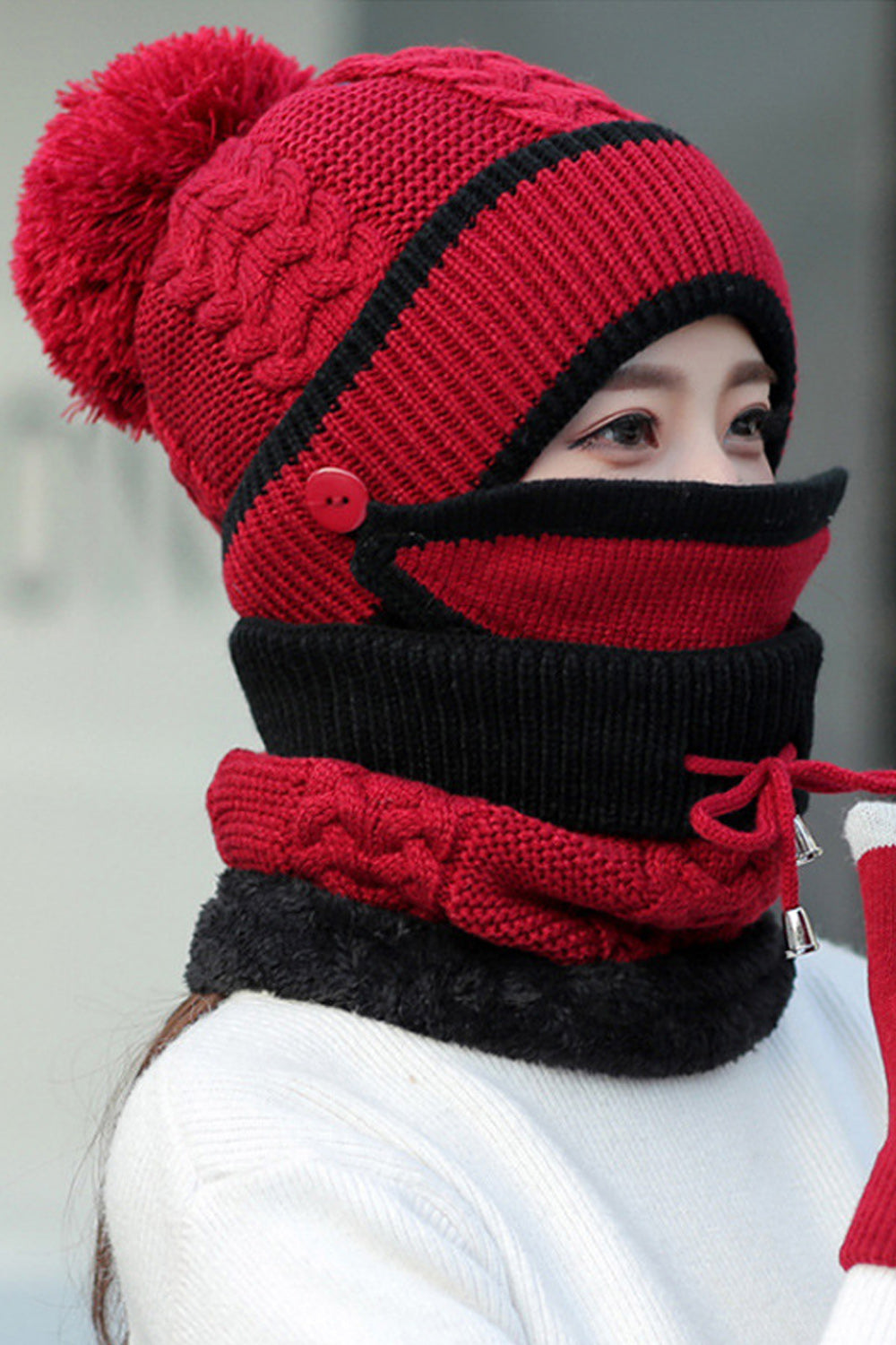 Women Hair Ball Attached Magnificent Solid Pattern Trendy Knitted Hat