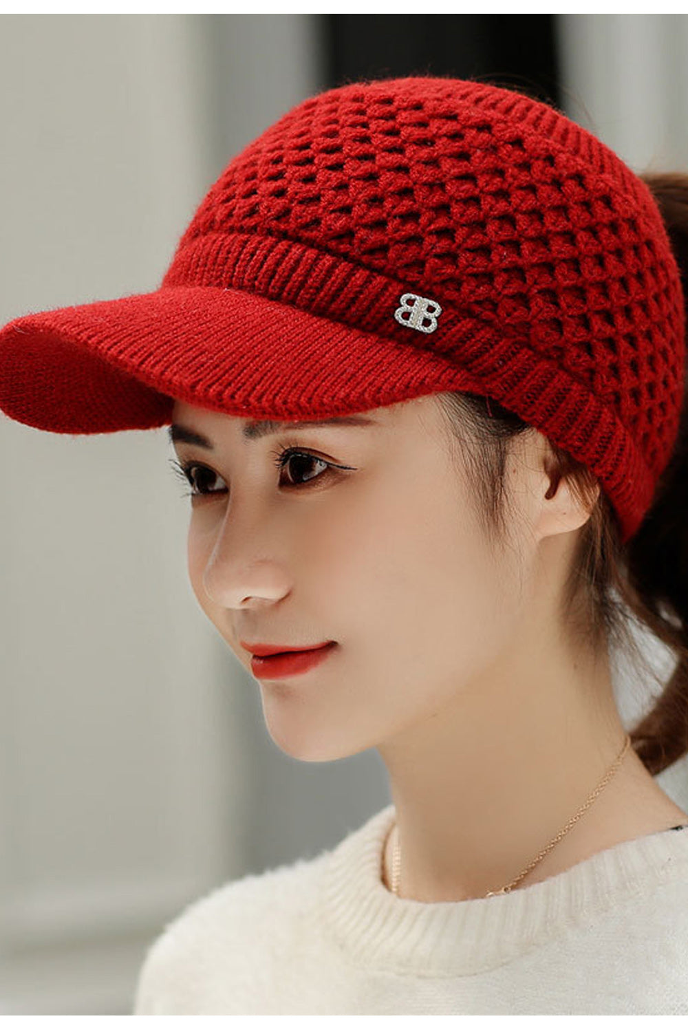 Women Pretty Solid Pattern Magnificent Thick Knitted Hat