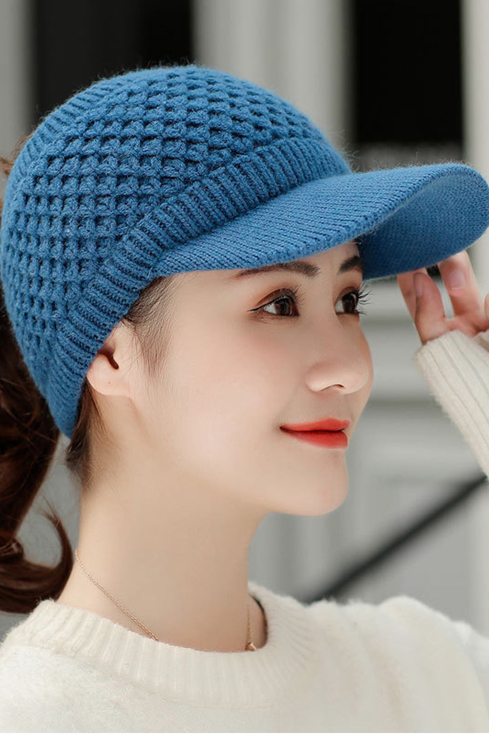 Women Pretty Solid Pattern Magnificent Thick Knitted Hat