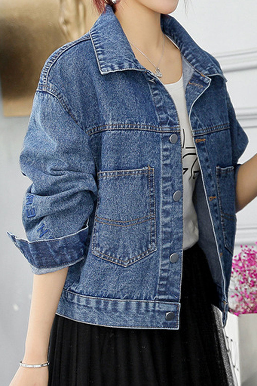 Women Solid Colored Modern Loose Long Sleeve Stylish Collar Neck Denim Jacket