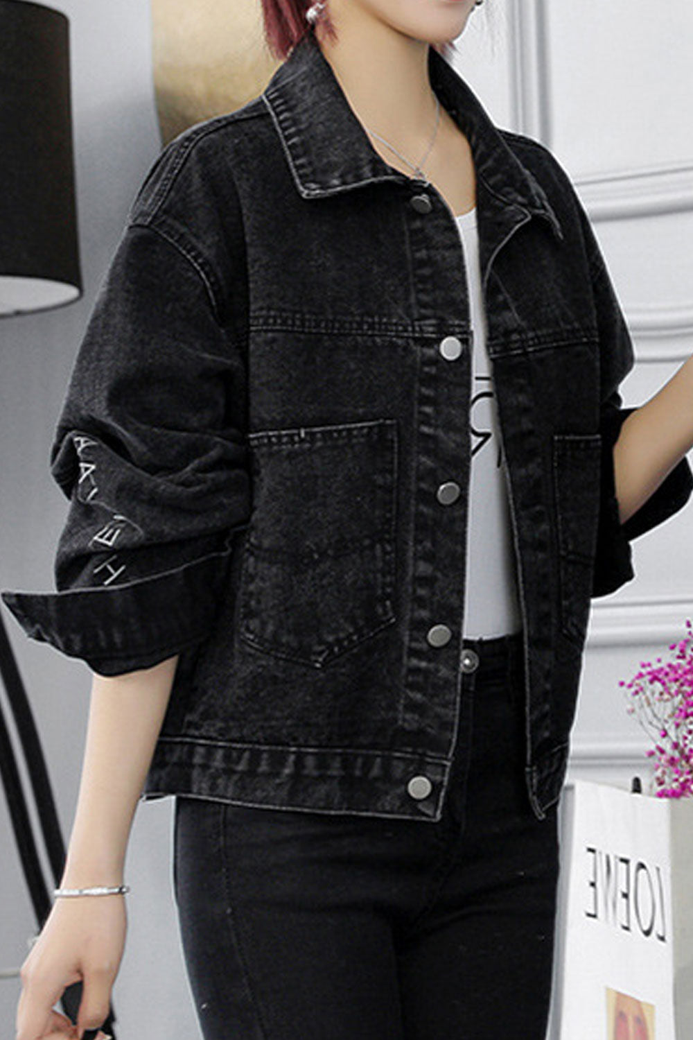 Women Solid Colored Modern Loose Long Sleeve Stylish Collar Neck Denim Jacket