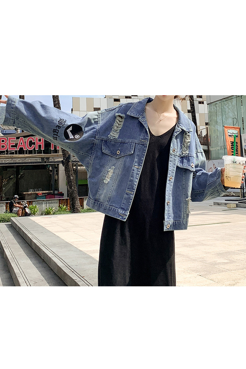 Women Magnificent Loose Breathable Collar Neck Alluring Letter Embroidery Denim Jacket