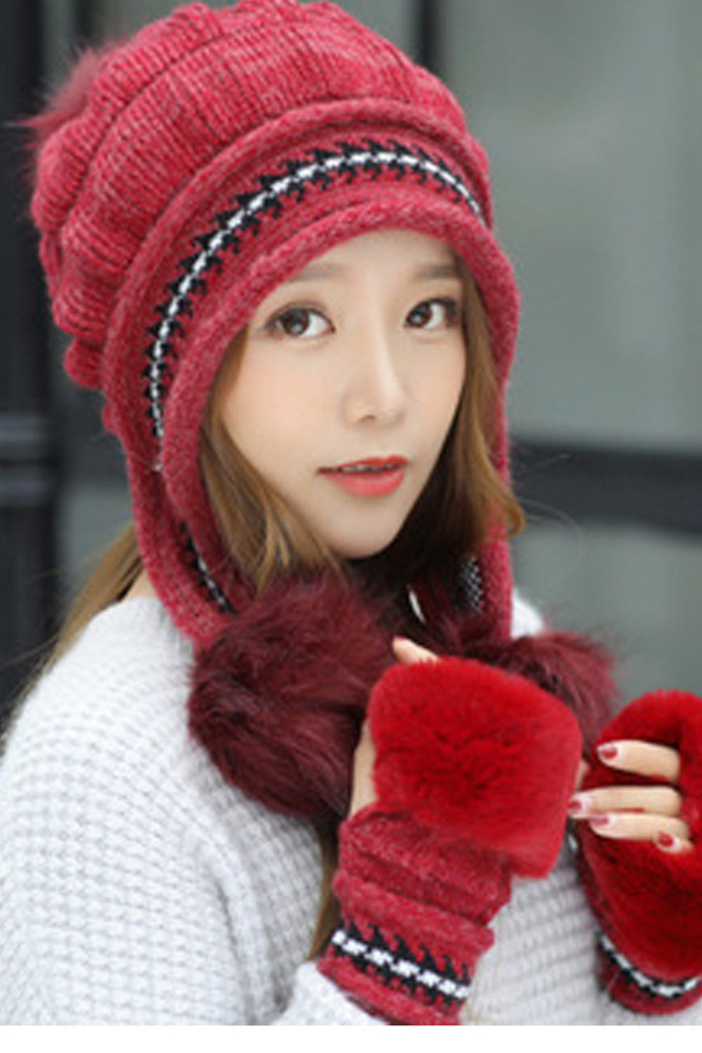 Women Magnificent Solid Colored Hair Ball Attached Soft Knitted Hat