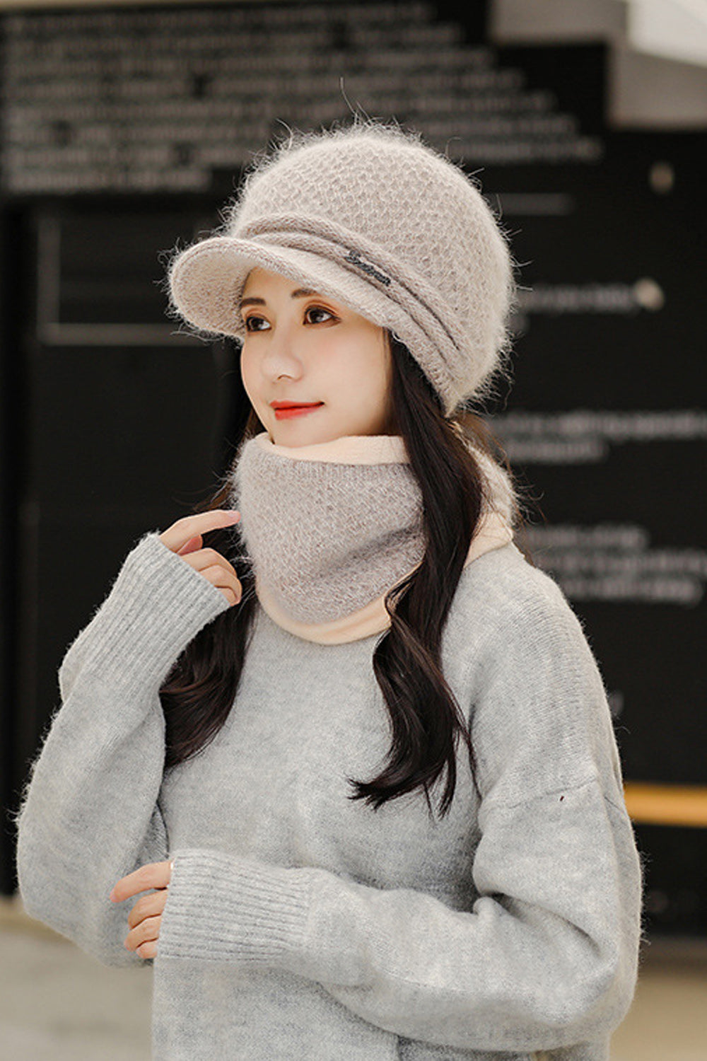 Women Fashionable Solid Colored Dome Style Lovely Knitted Hat