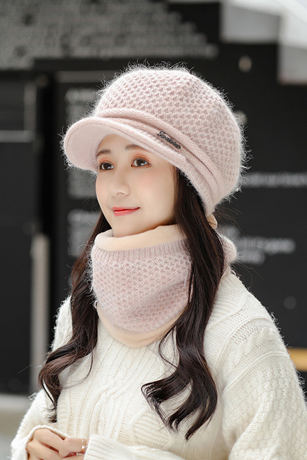 Women Fashionable Solid Colored Dome Style Lovely Knitted Hat