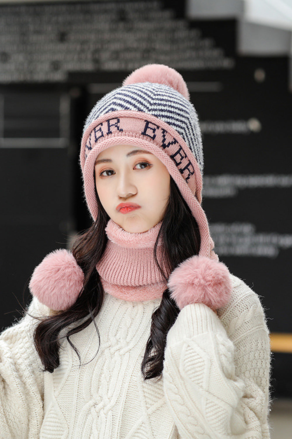 Women Classic Winter Warm Thick Lovely Printed Pattern Knitted Hat