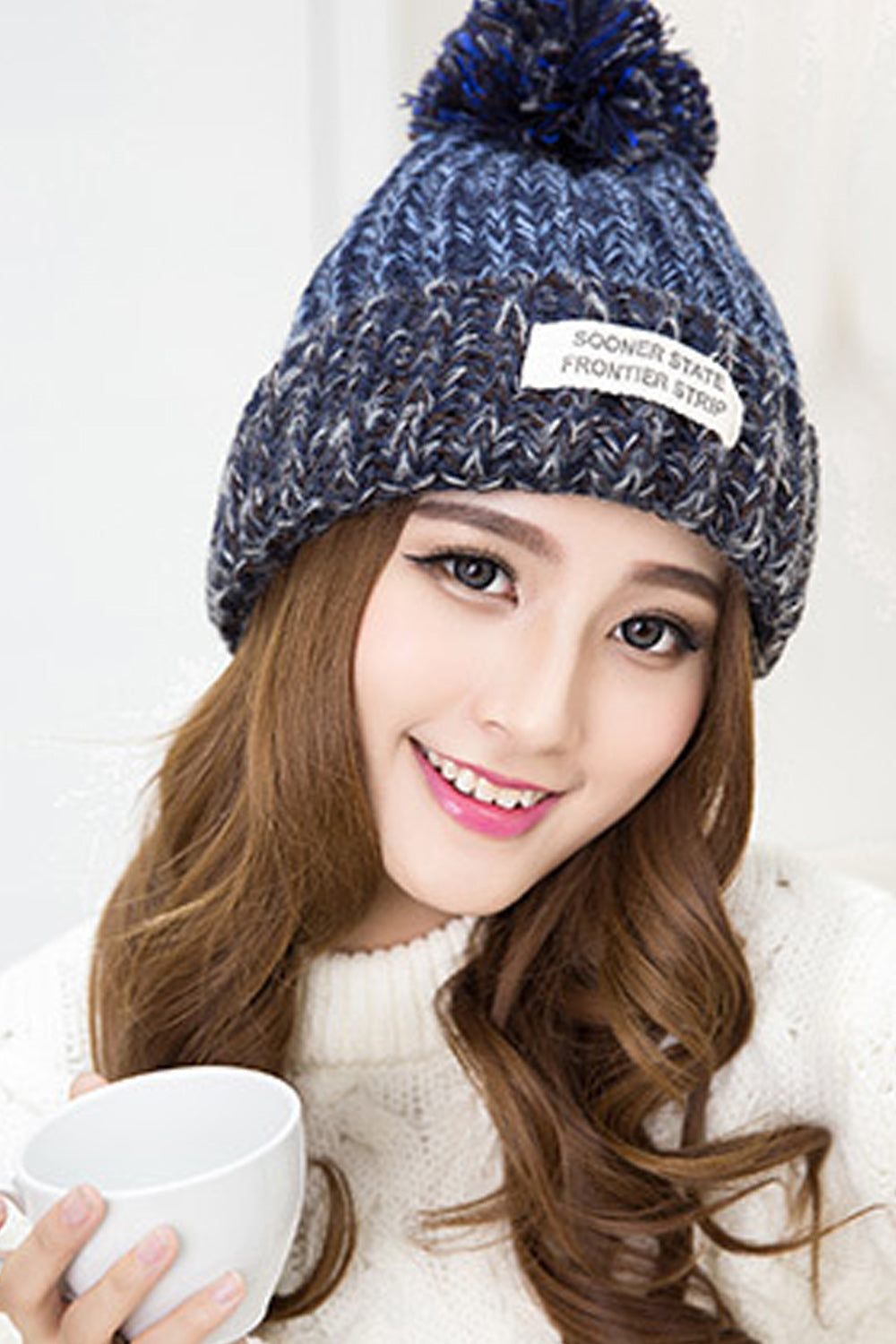 Women Comfortable Casual Wool Ball Decorated Bell Shaped Thick & Warm Knitted Hat