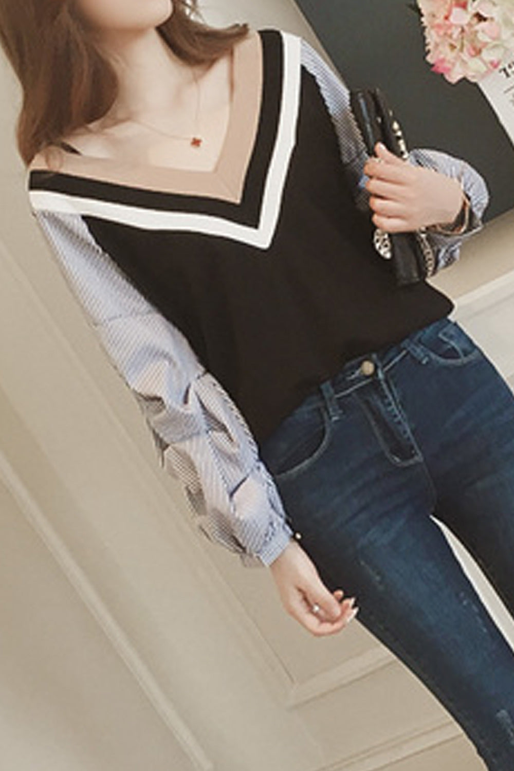 Women Soft & Thin Long Sleeve Easy V-Neck Delightful Striped Pattern Pullover Summer Convenient Shirt