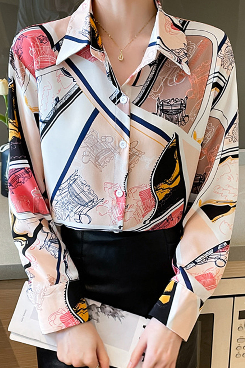 Women Elegent Printed Pattern Collar Neck Easy Button Closure Summer Casual Stylish Shirt