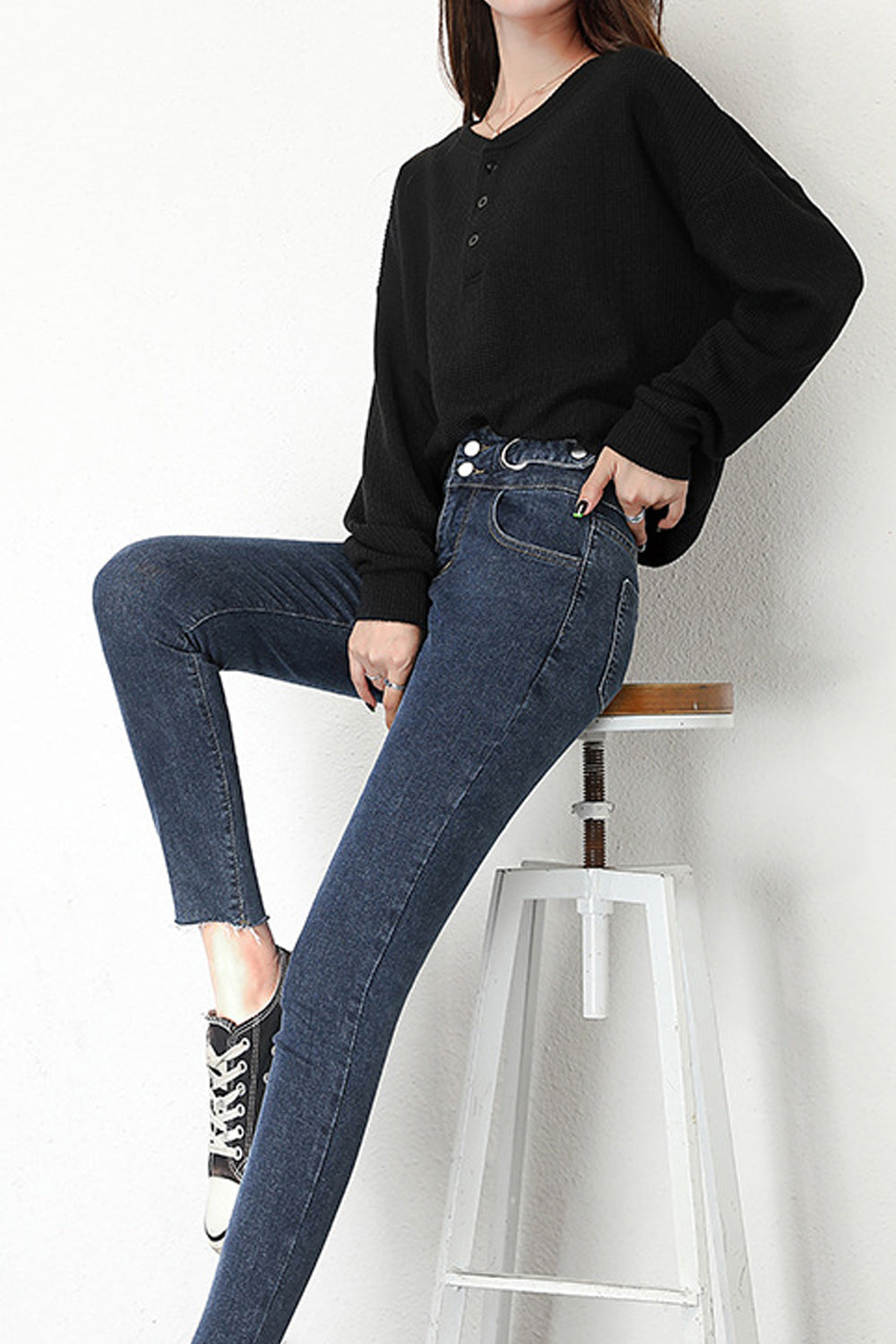 Women Fabulous Slim Fit Casual Solid Colored Easy Jeans