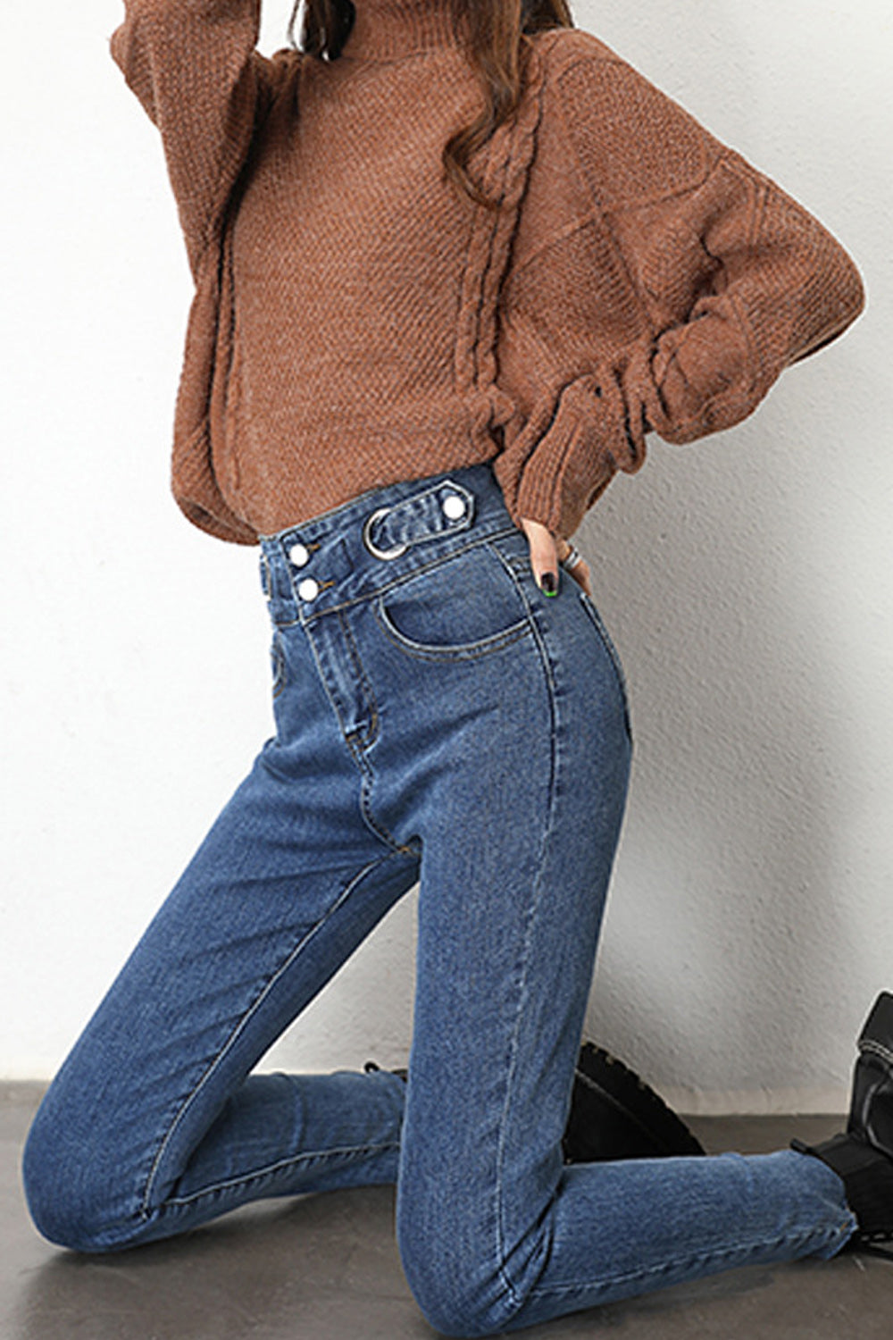 Women Fabulous Slim Fit Casual Solid Colored Easy Jeans
