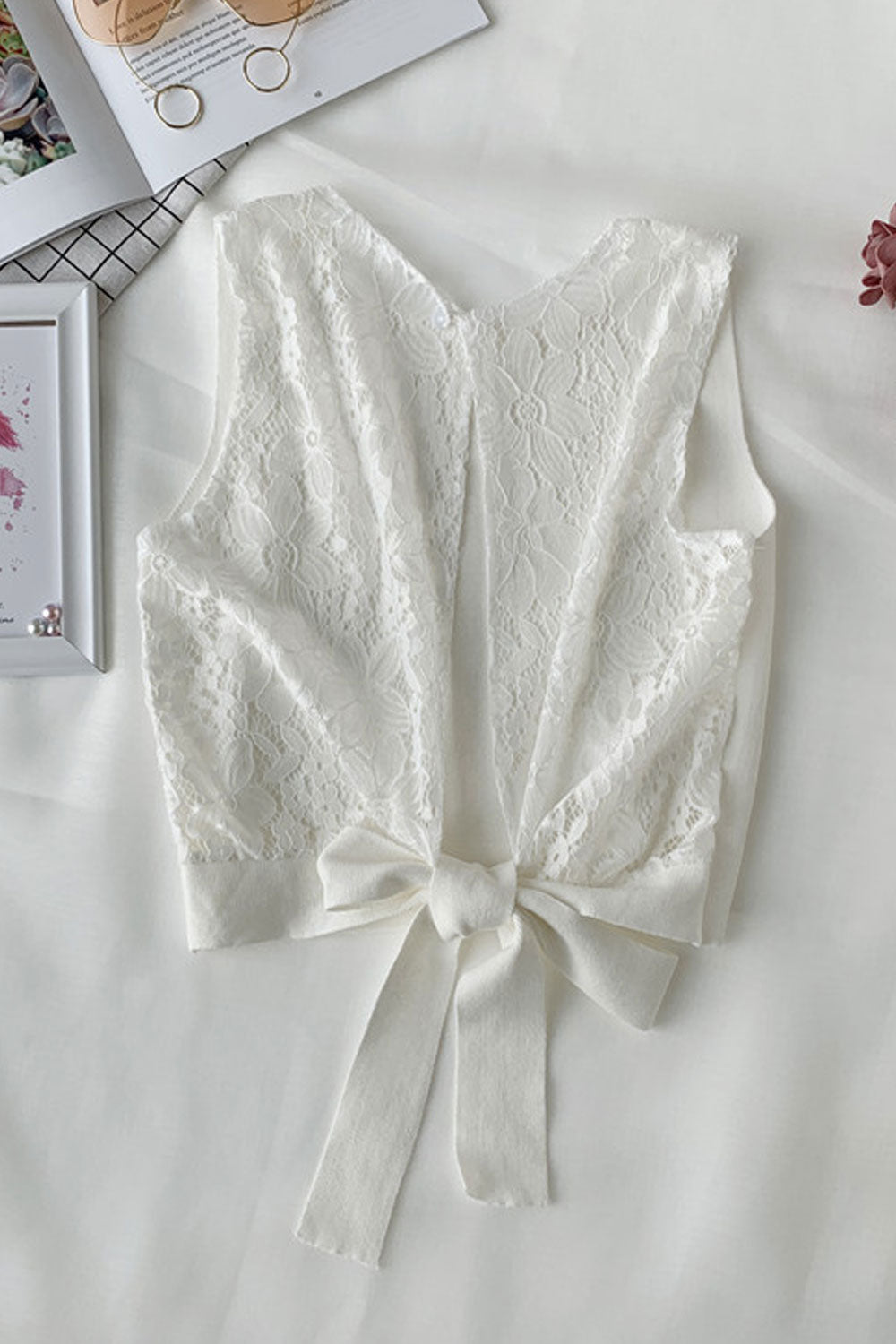 Women Thin & Soft Beautiful Lace Pattern Round Neck Knotted Waist Summer Sleeveless Fashion Top