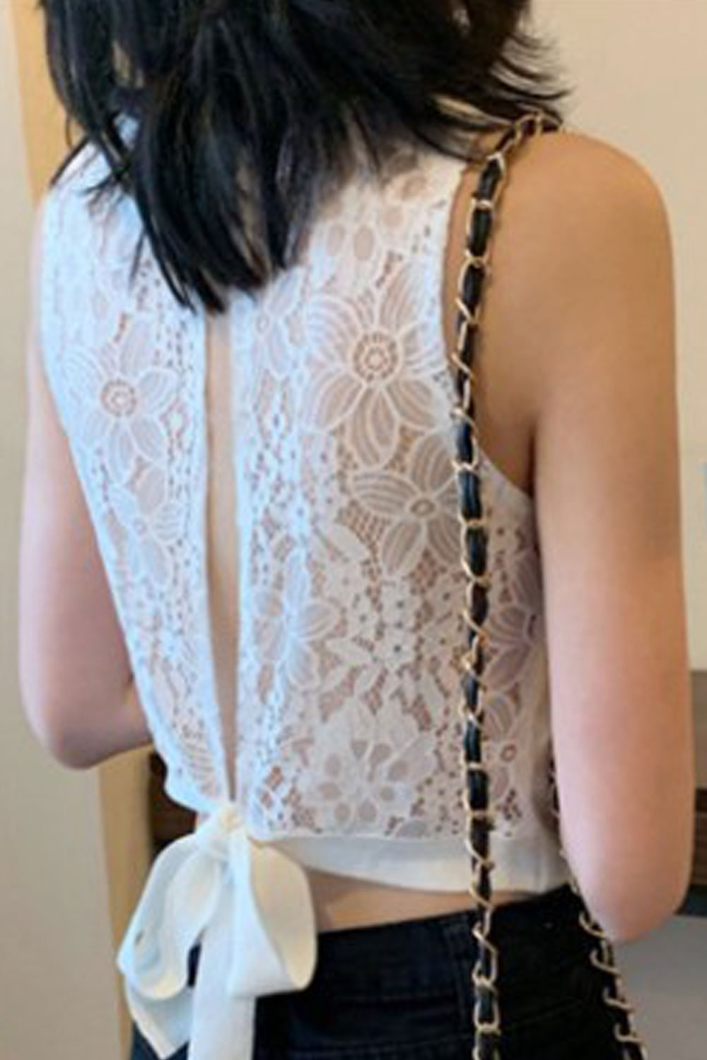 Women Thin & Soft Beautiful Lace Pattern Round Neck Knotted Waist Summer Sleeveless Fashion Top