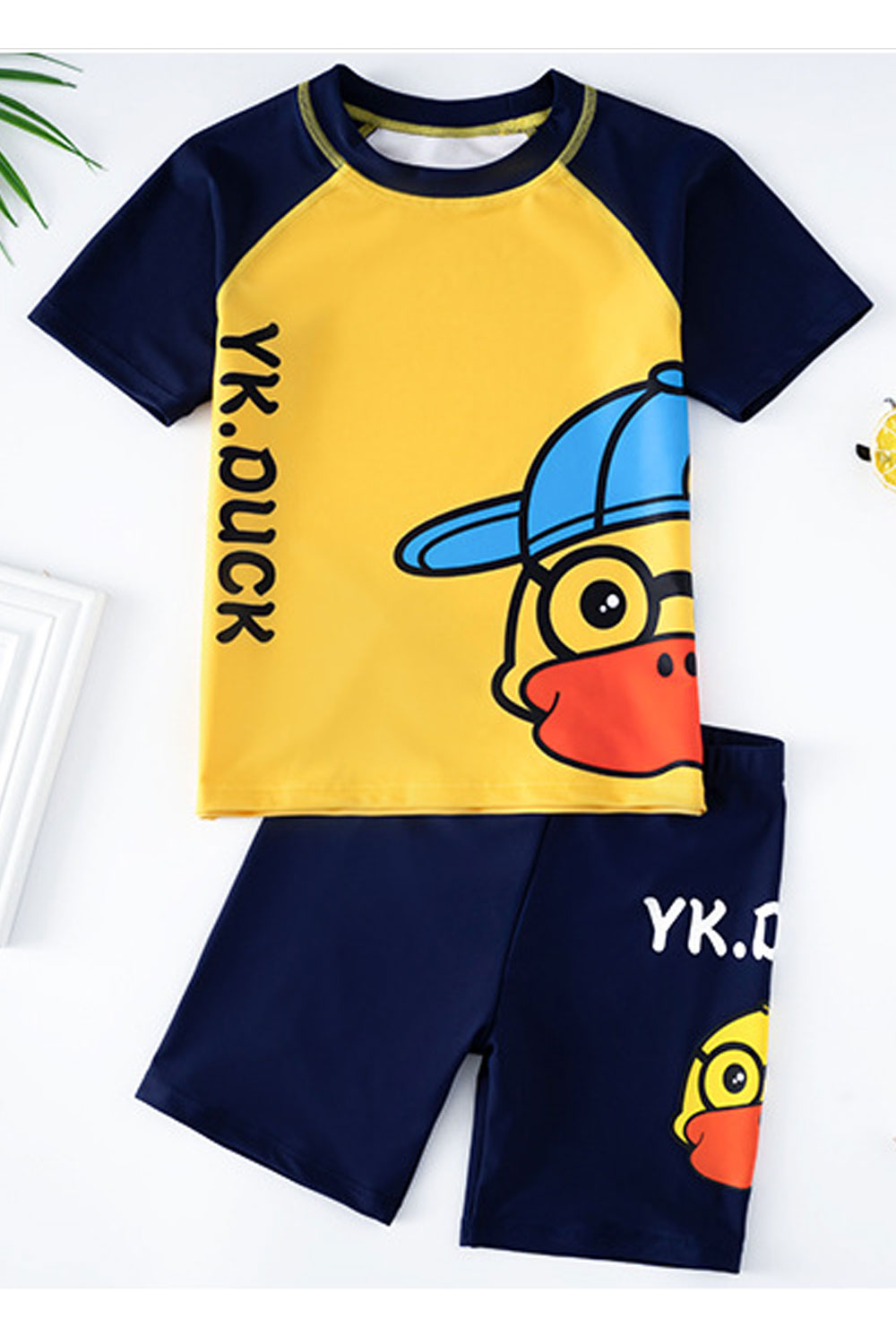 Kids Boys Restful Round Neck Comfy Waist Thin Short Sleeve Beautiful Cartoon Pattern Two-Piece Beach Swimwear