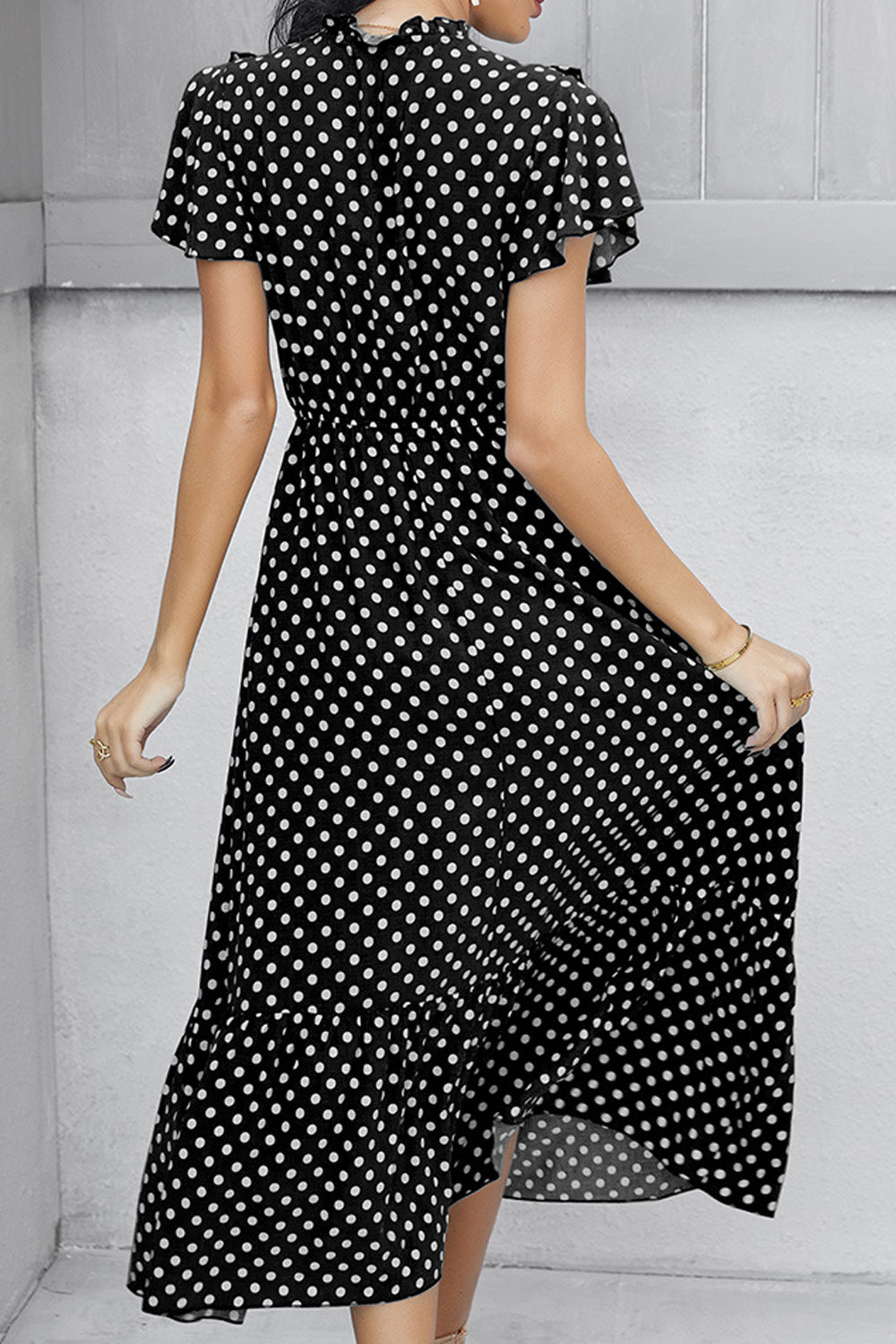 Women Elegent Polka Dotted Pattern Summer Styled V-Neck Thin Short Sleeve Mid-Length Party Dress