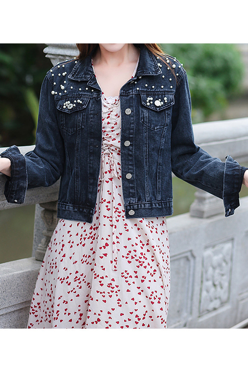 Women Small Beads Decorated Collar Neck Loose Long Sleeve Modern Denim Jacket