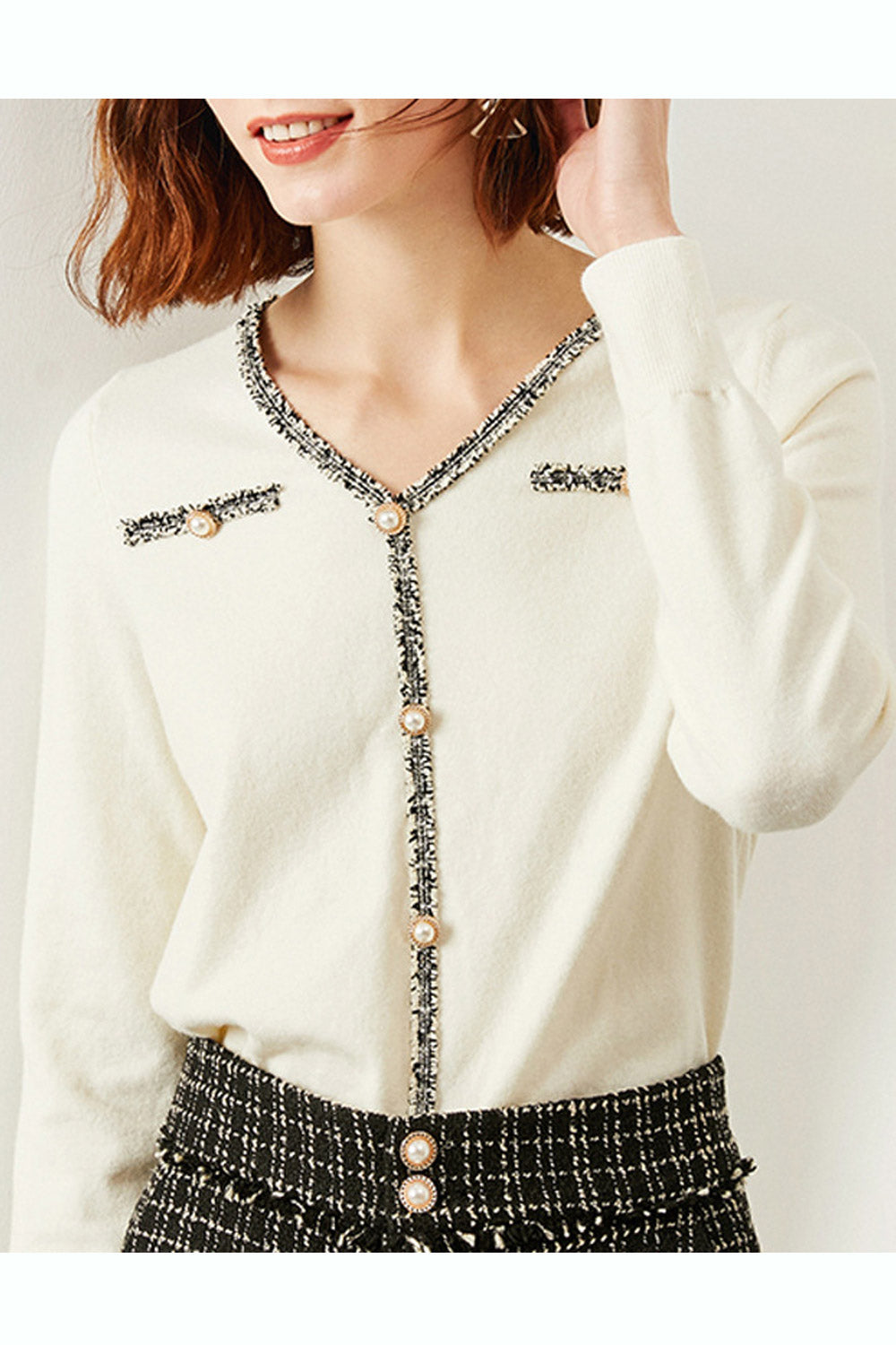 Women V-Neck Pearl Decorated Trim Contrast Warm Cardigan