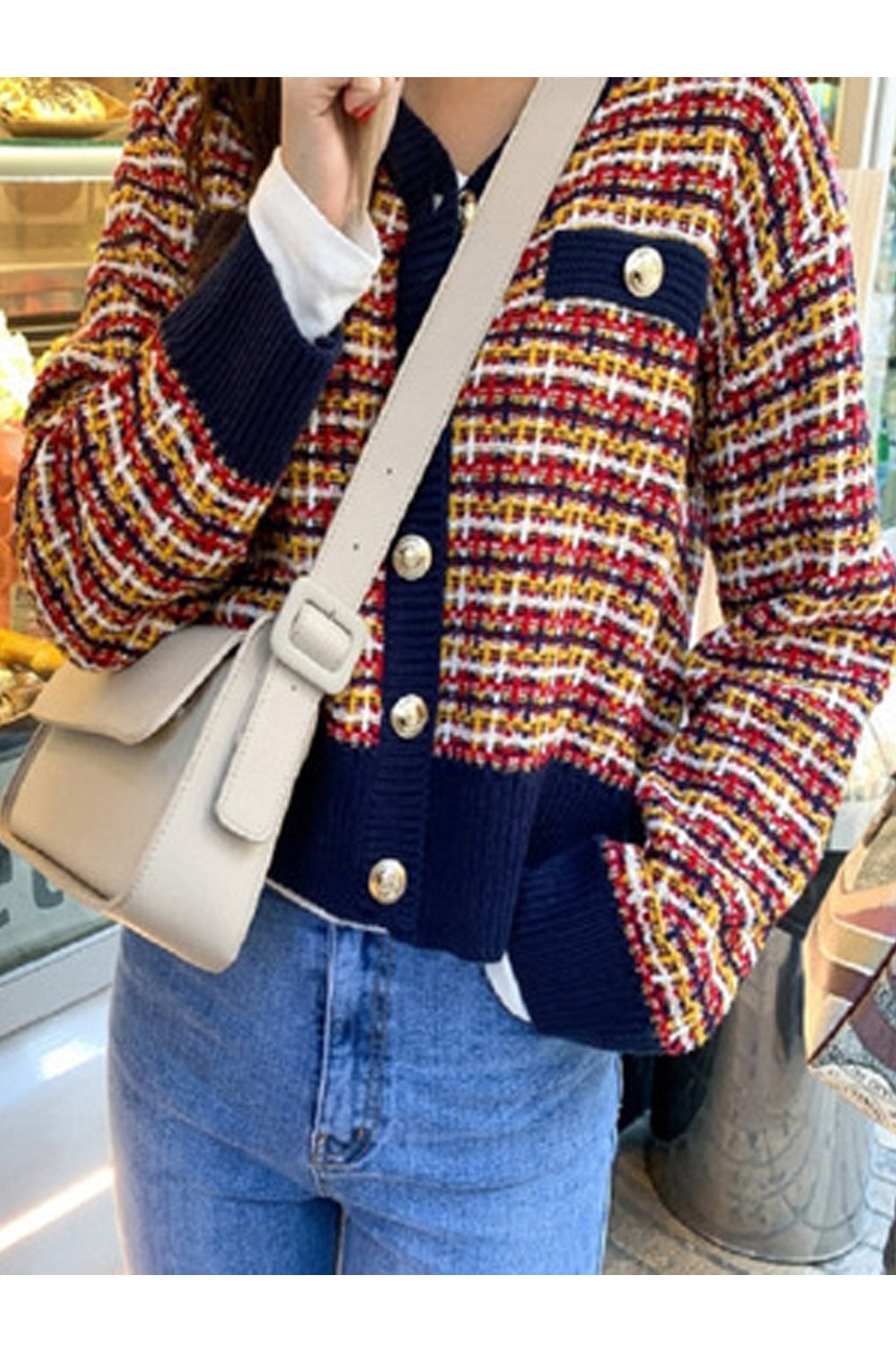 Women Awesome Plaid Pattern Warm Long Sleeve Button Closure V-Neck Winter Fashion Cardigan