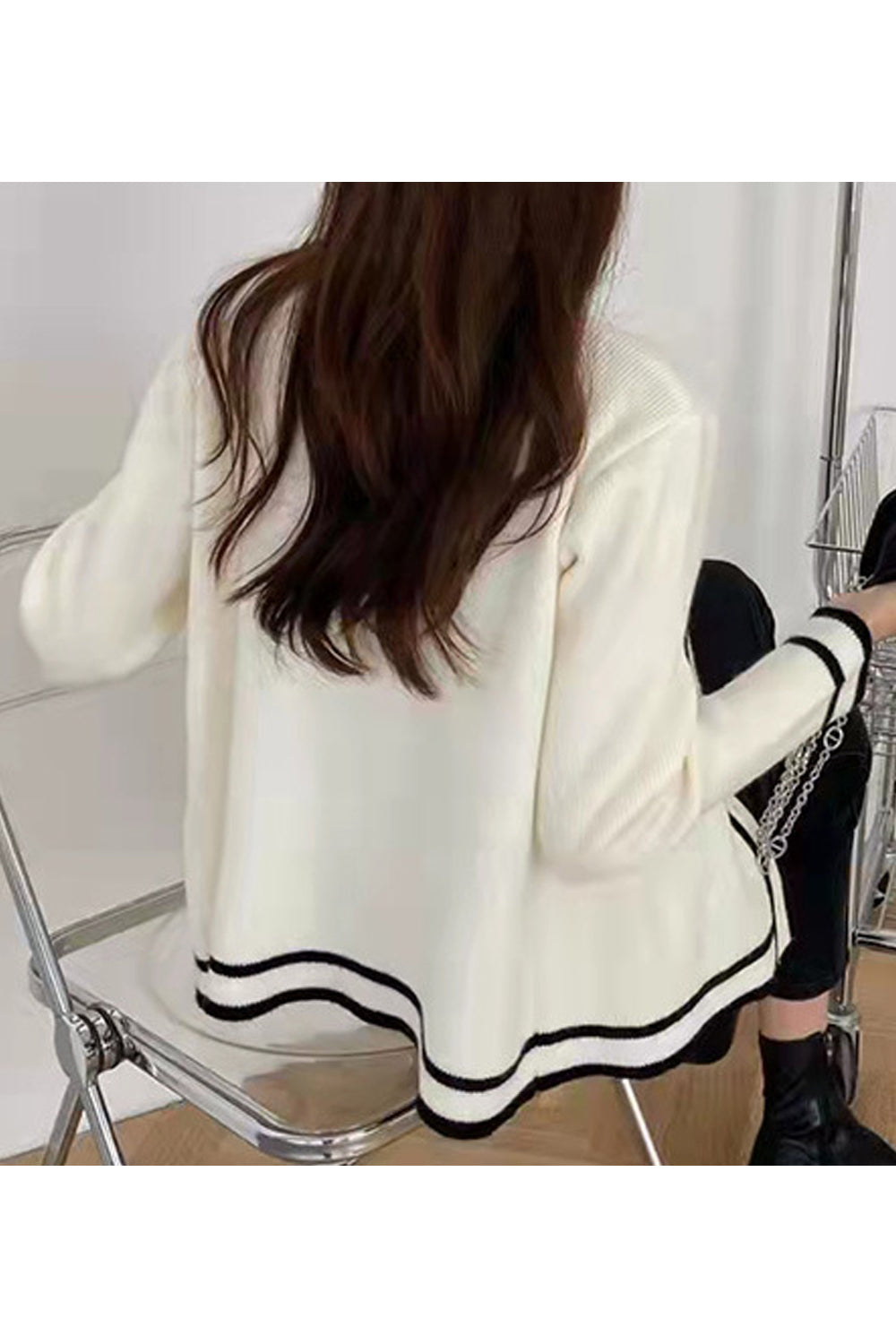 Women Warm Long Sleeve Winter Fashion Button Closure Fabulous Solid Colored Casual Cardigan