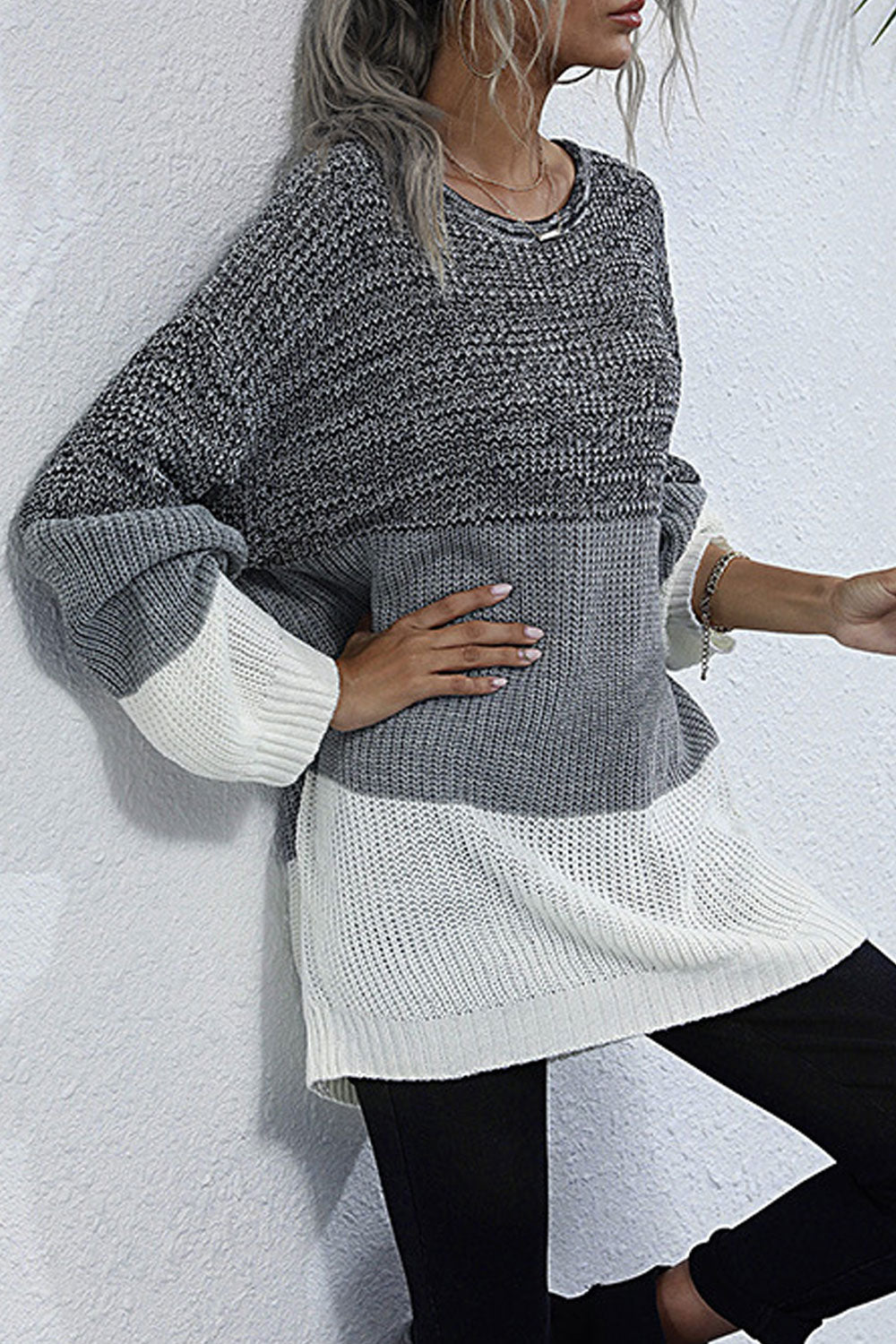 Women Beautiful Striped Pattern Knitted Long Sleeve Easy Round Neck Winter Pullover Sweater