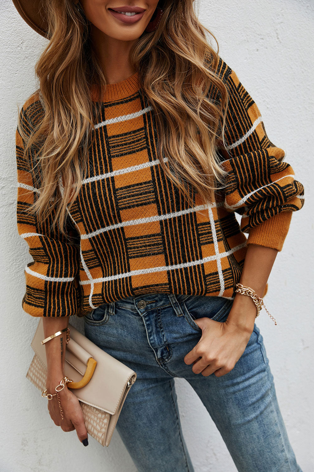 Women Beautiful Plaid Pattern Restful Round Neck Knitted Long Sleeve Winter Pullover Sweater